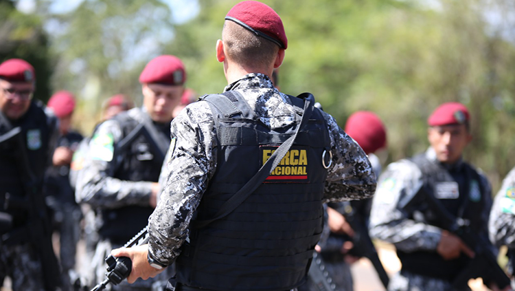 For&ccedil;a Nacional &eacute; autorizada a ficar mais 180 dias nas fronteiras