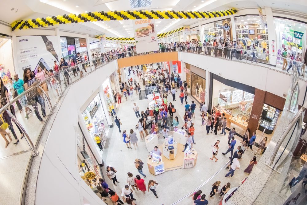 Amazonas Shopping amplia horário nesta sexta e 80% das lojas aderem a descontos Amazonas Shopping amplia horário nesta sexta e 80% das lojas aderem a descontos