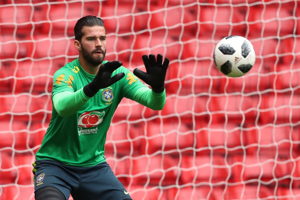 Alisson é eleito melhor goleiro do mundo pela Fifa - NORDESTeuSOU