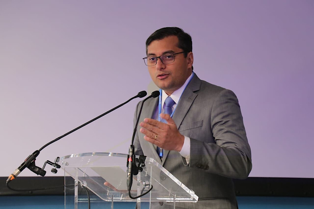Wilson Lima revoga aumento de salários Wilson Lima revoga aumento de salários