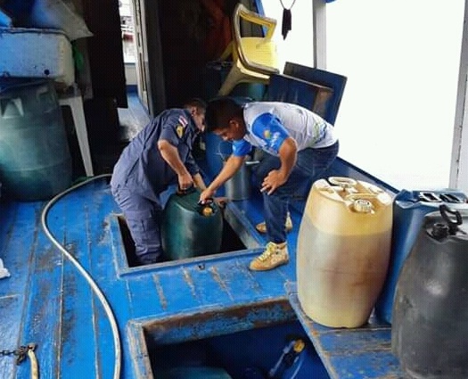 Quase 3 mil litros de diesel ilegal são apreendidos em Maués Quase 3 mil litros de diesel ilegal são apreendidos em Maués