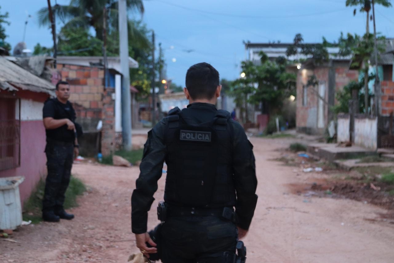 15 PRESOS 'Vassoura de Bruxa' é deflagrada em Iranduba contra organização criminosa 15 PRESOS 'Vassoura de Bruxa' é deflagrada em Iranduba contra organização criminosa