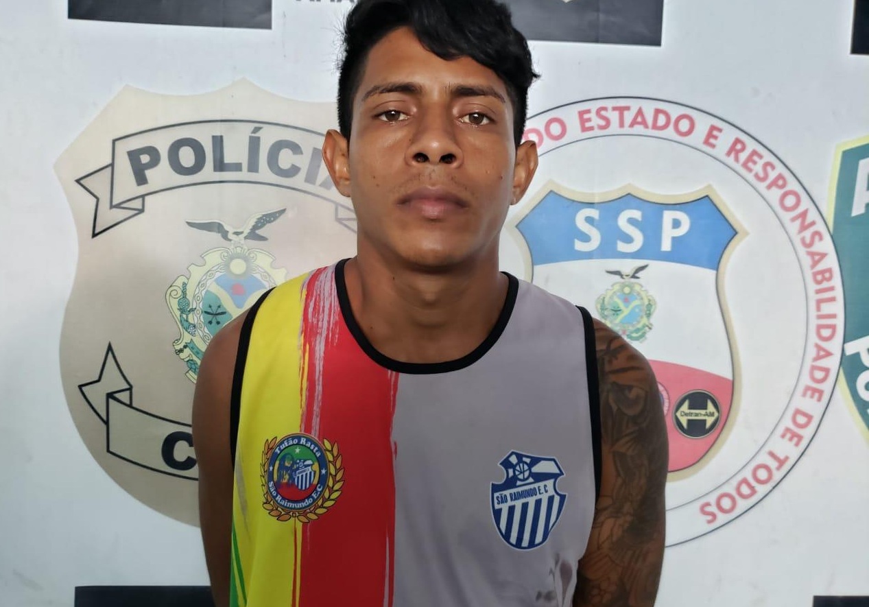 Preso homem que invadiu escola e roubou celular de estudante na hora do recreio Preso homem que invadiu escola e roubou celular de estudante na hora do recreio