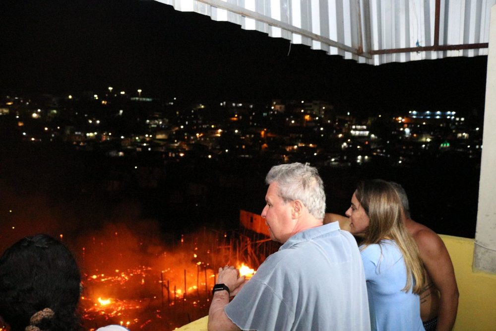 Um ano ap&oacute;s inc&ecirc;ndio em Educandos, prefeitura mant&eacute;m a&ccedil;&otilde;es voltadas &agrave;s v&iacute;timas