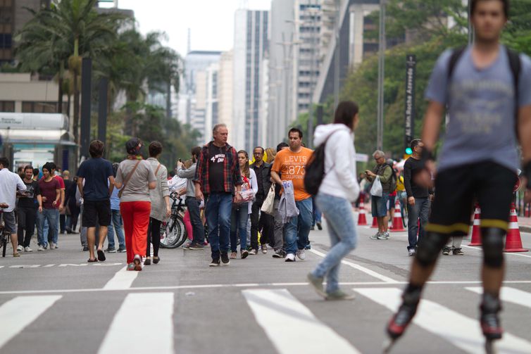 Impostômetro atinge marca de R$ 2,4 trilhões e já supera valor de 2018 Impostômetro atinge marca de R$ 2,4 trilhões e já supera valor de 2018