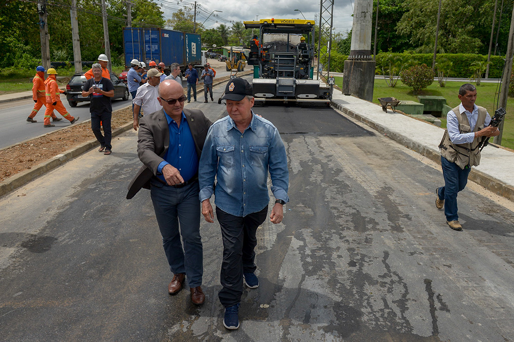 Obras na Bola da Suframa Obras na Bola da Suframa