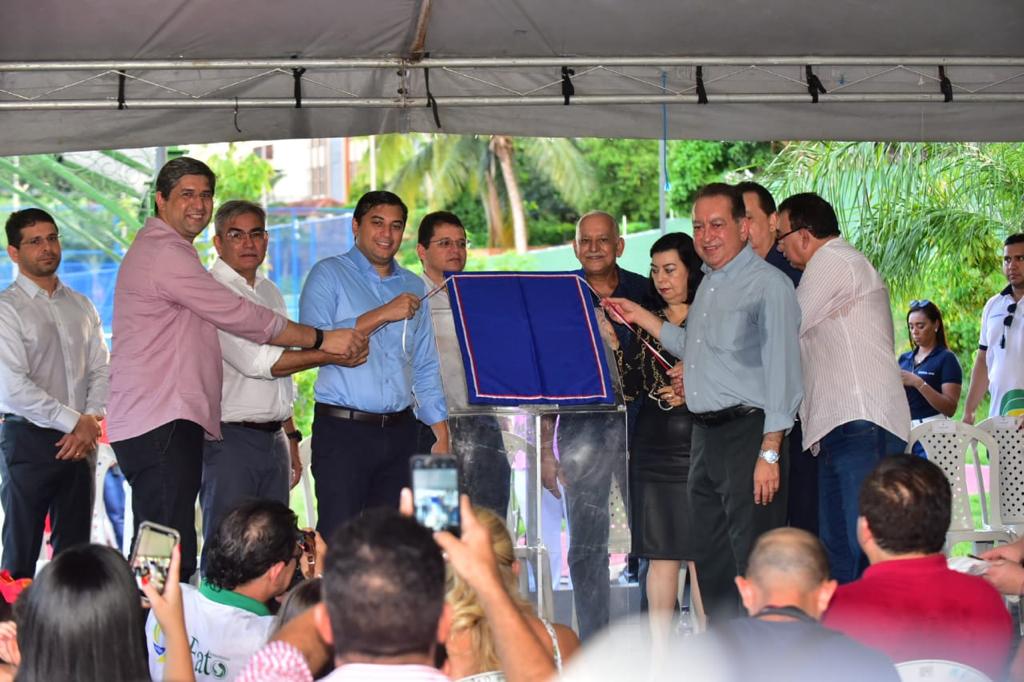 Wilson Lima entrega Praça Elza Simões de Oliveira revitalizada no Prosamim do Centro Wilson Lima entrega Praça Elza Simões de Oliveira revitalizada no Prosamim do Centro
