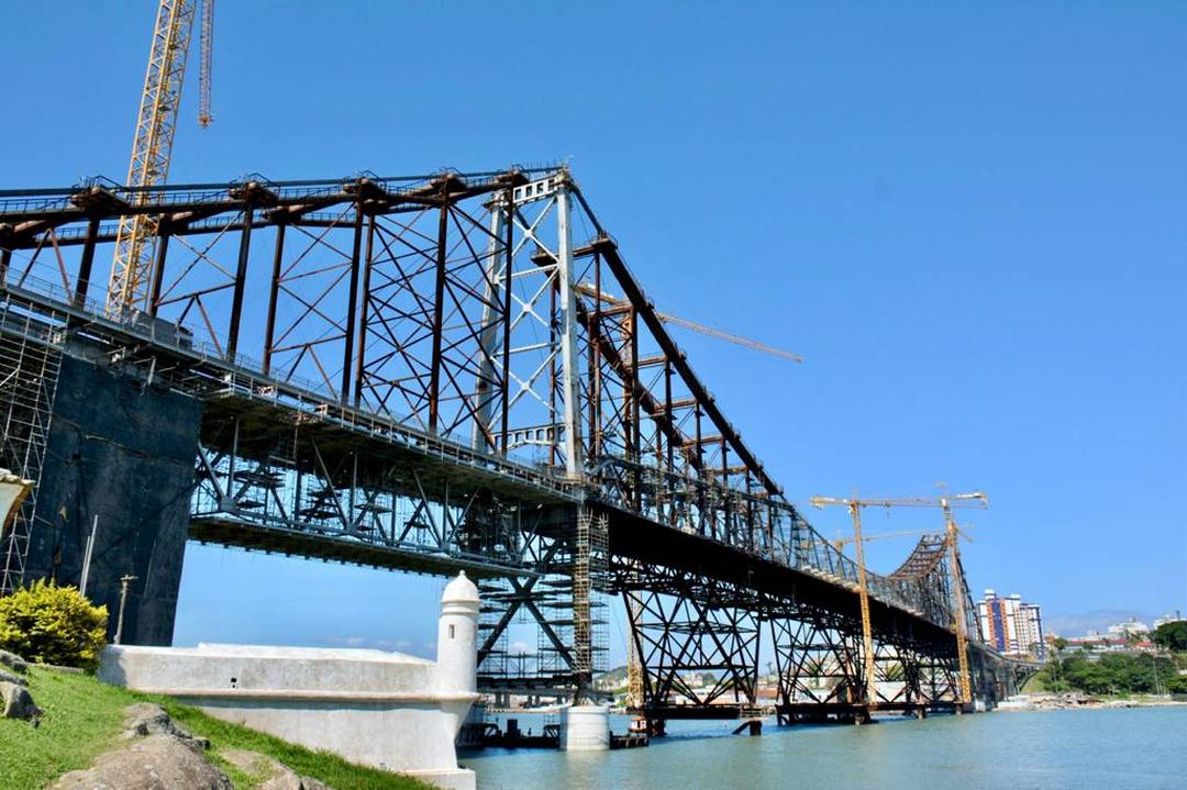 Ponte em Florianópolis é reaberta após quase 30 anos interditada Ponte em Florianópolis é reaberta após quase 30 anos interditada