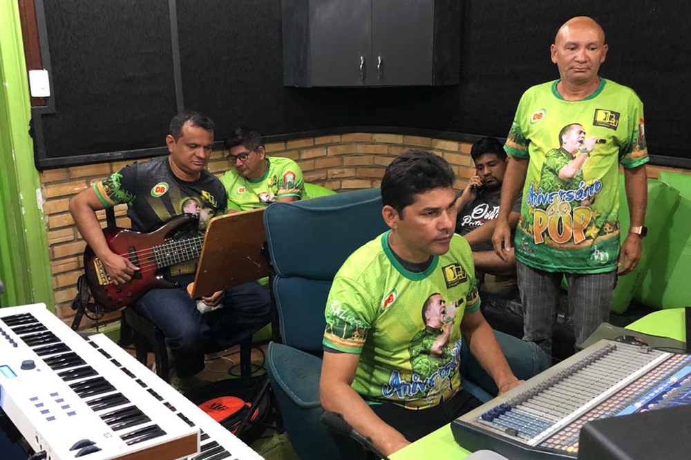 Toada homenageia Arlindo Jr