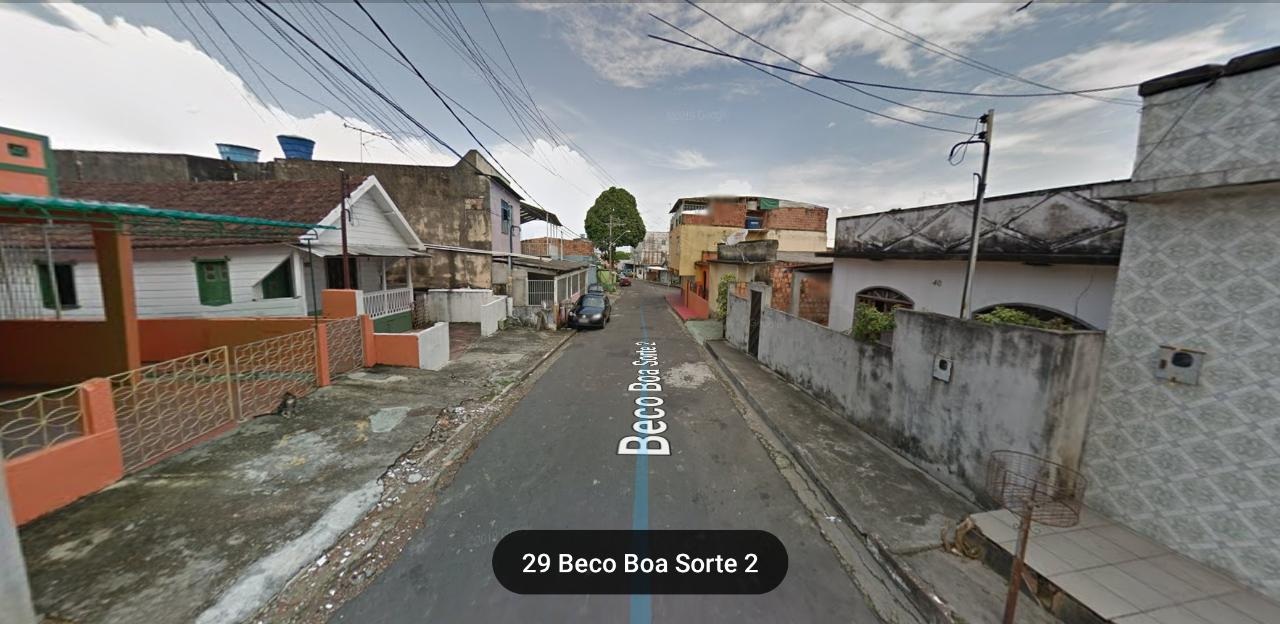 Com 2 tiros na cabe&ccedil;a, homem &eacute; assassinado em beco no Presidente Vargas