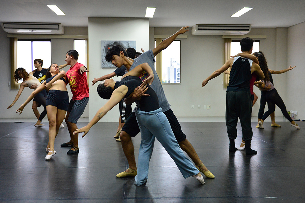 Balé Clássico no Liceu Claudio Santoro Balé Clássico no Liceu Claudio Santoro