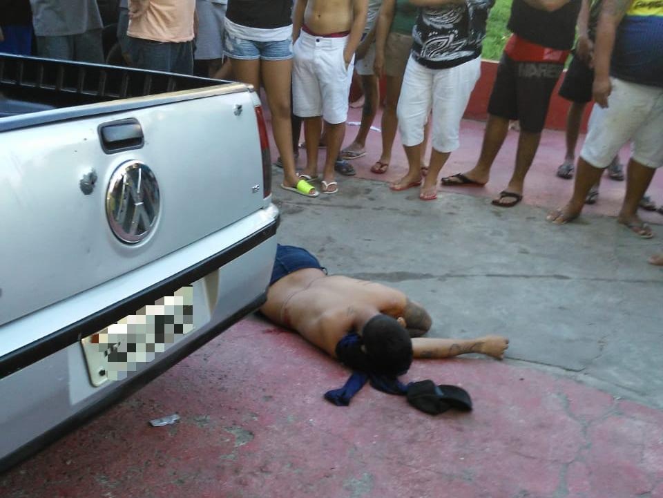 Perseguido, homem é executado com 13 tiros no Alvorada Perseguido, homem é executado com 13 tiros no Alvorada