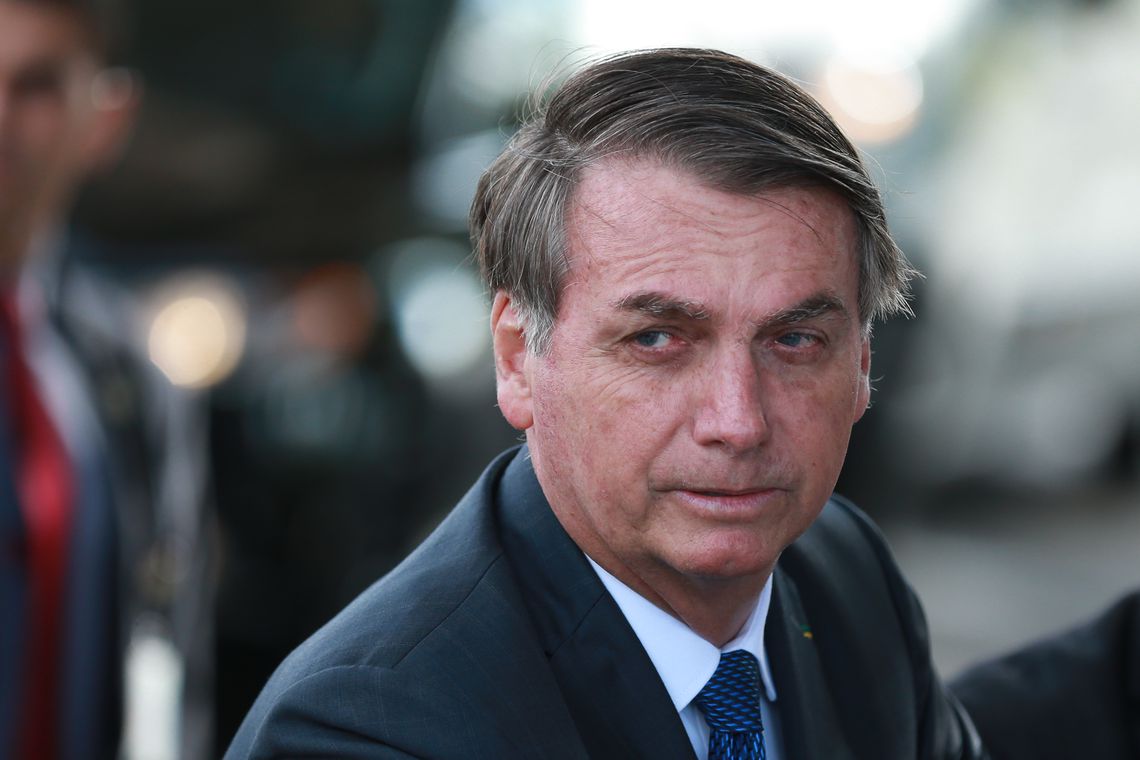 Bolsonaro diz que Congresso vai 'sepultar' taxação de energia solar Bolsonaro diz que Congresso vai 'sepultar' taxação de energia solar