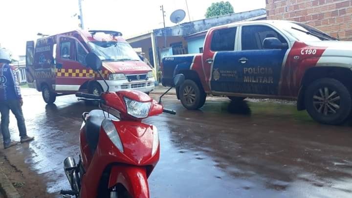 Briga termina com dois gravemente feridos em Itacoatiara; ex-mulher levou 14 facadas Briga termina com dois gravemente feridos em Itacoatiara; ex-mulher levou 14 facadas
