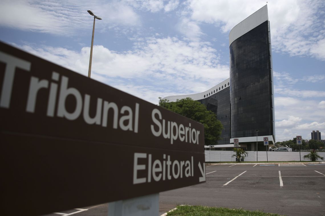 TSE abre novo prazo para licitação de urnas eletrônicas TSE abre novo prazo para licitação de urnas eletrônicas