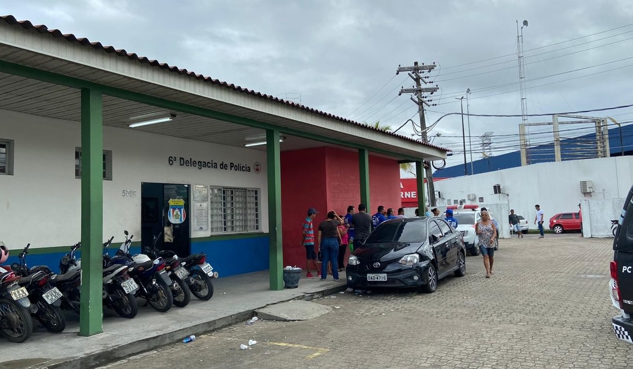 CORPOS EM RAMAL Motorista de aplicativo &eacute; sequestrado e leva criminosos a local de desova