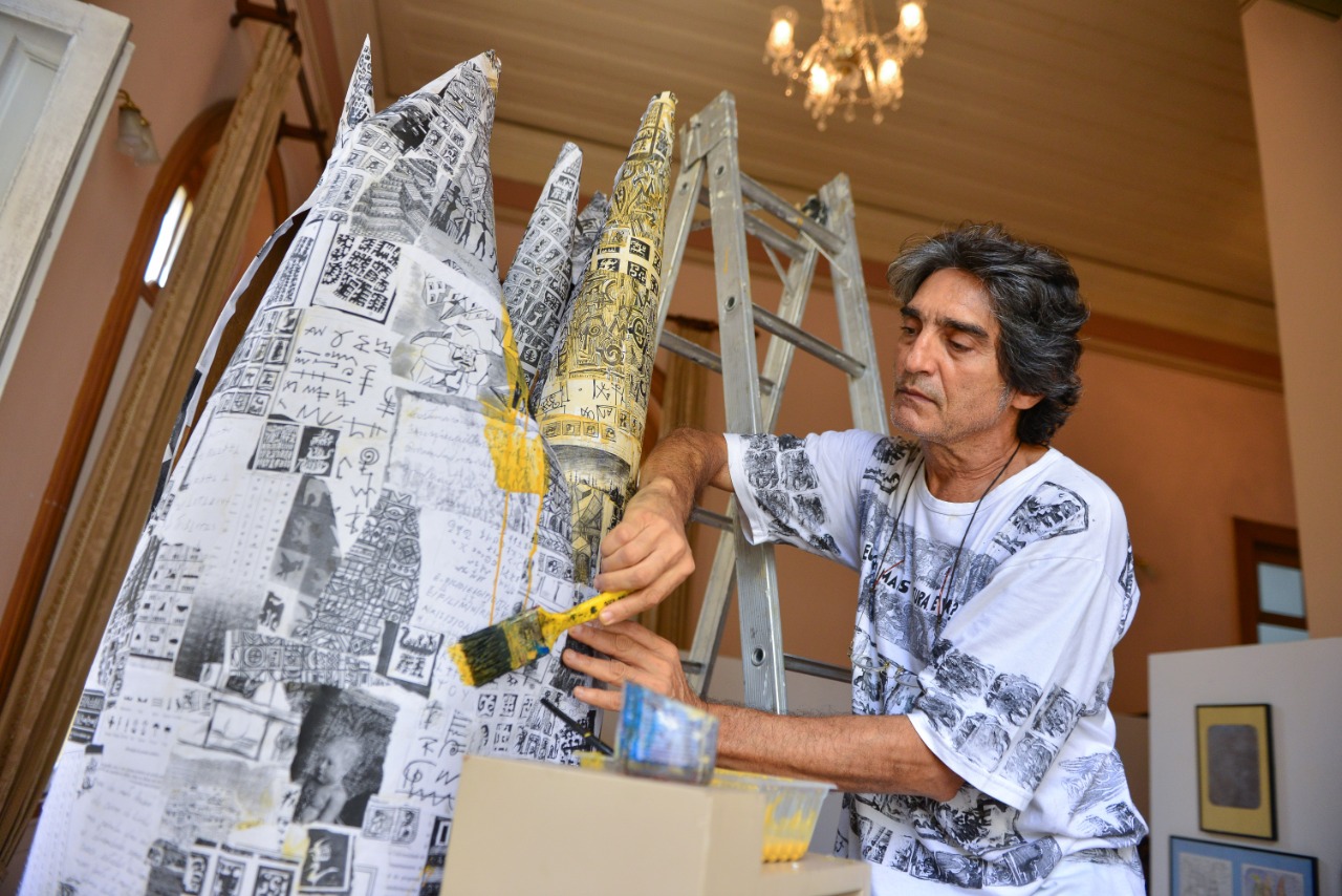 'ARQUITEOTONICAS' Otoni Mesquita inaugura nova exposição no Palácio da Justiça 'ARQUITEOTONICAS' Otoni Mesquita inaugura nova exposição no Palácio da Justiça