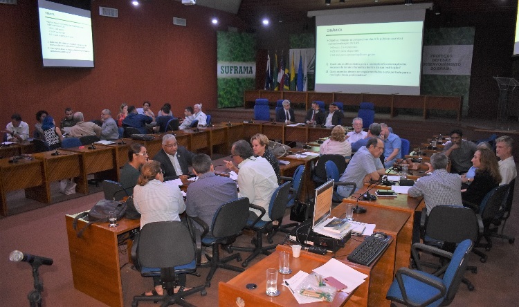 Suframa e institutos debatem sobre recursos da Lei de Informática Suframa e institutos debatem sobre recursos da Lei de Informática