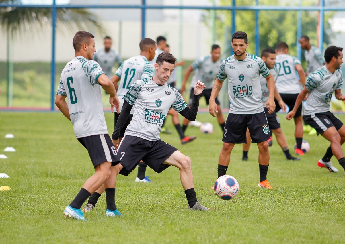 Na Colina, Manaus busca segunda vitória no Amazonense neste sábado Na Colina, Manaus busca segunda vitória no Amazonense neste sábado