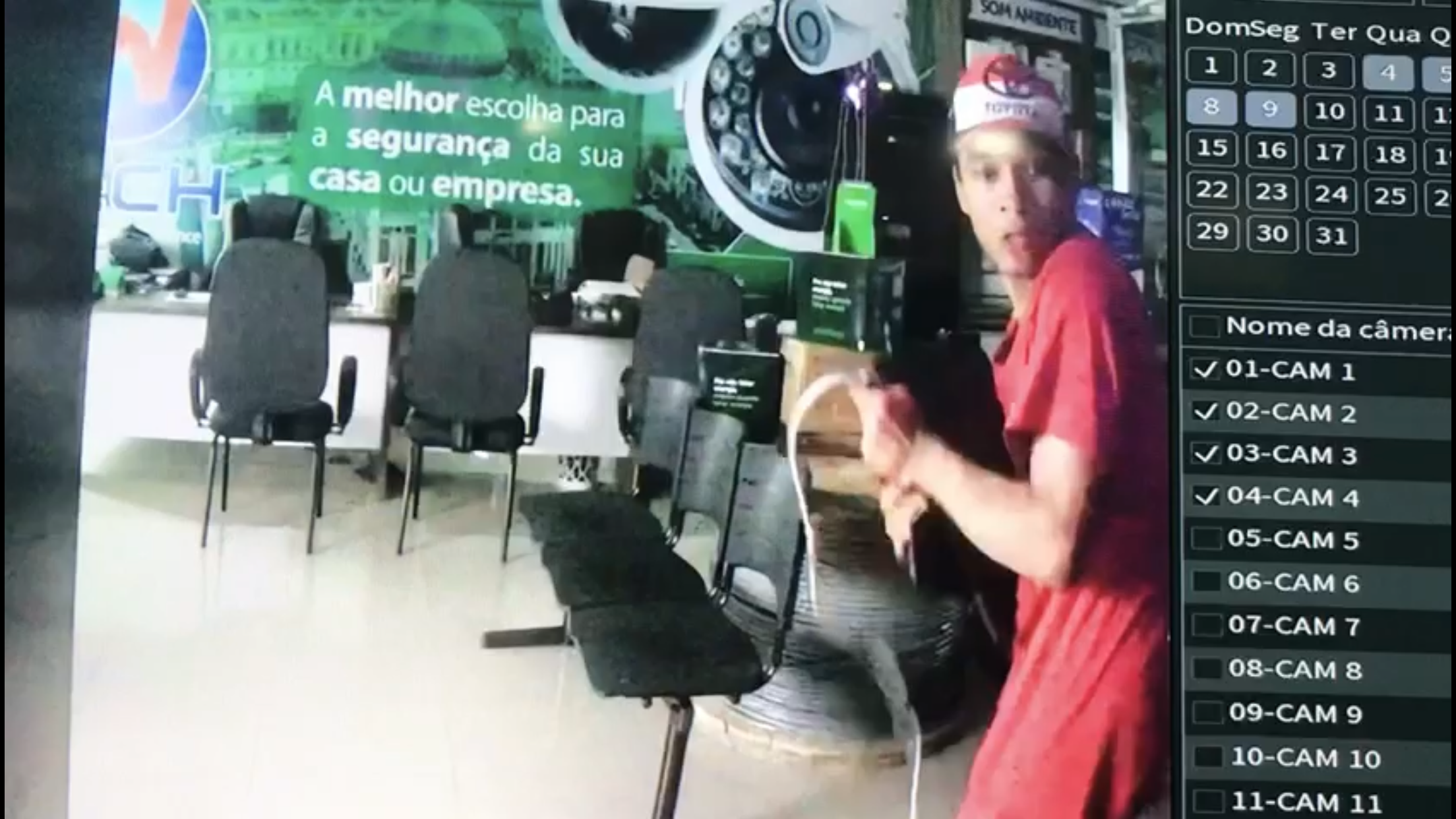 Assaltante que deu preju de mais de R$ 100 mil no Vieiralves é preso Assaltante que deu preju de mais de R$ 100 mil no Vieiralves é preso
