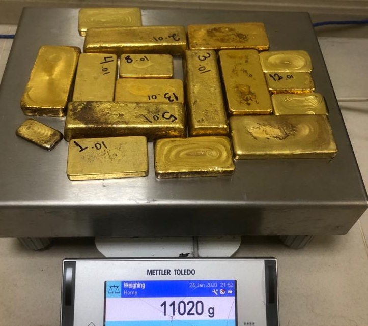 PF apreende quase 40kg de ouro no aeroporto internacional; metal iria para Nova York PF apreende quase 40kg de ouro no aeroporto internacional; metal iria para Nova York