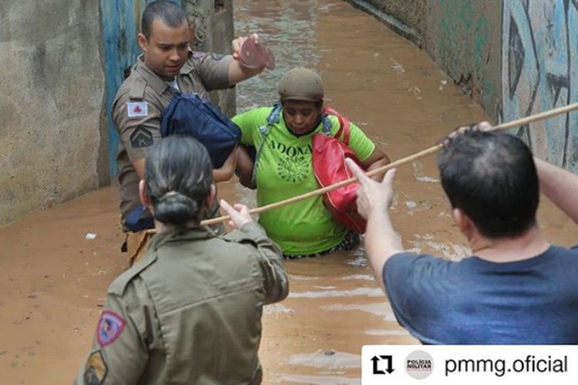 Desastres com chuva deixam 53 mortos em Minas Gerais Desastres com chuva deixam 53 mortos em Minas Gerais