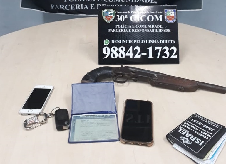PM prende dois suspeitos de roubar frigor&iacute;fico, bater em viatura e sequestrar casal