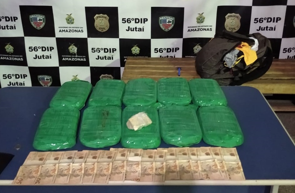 Homem &eacute; detido com 10kg de pasta base em Juta&iacute;