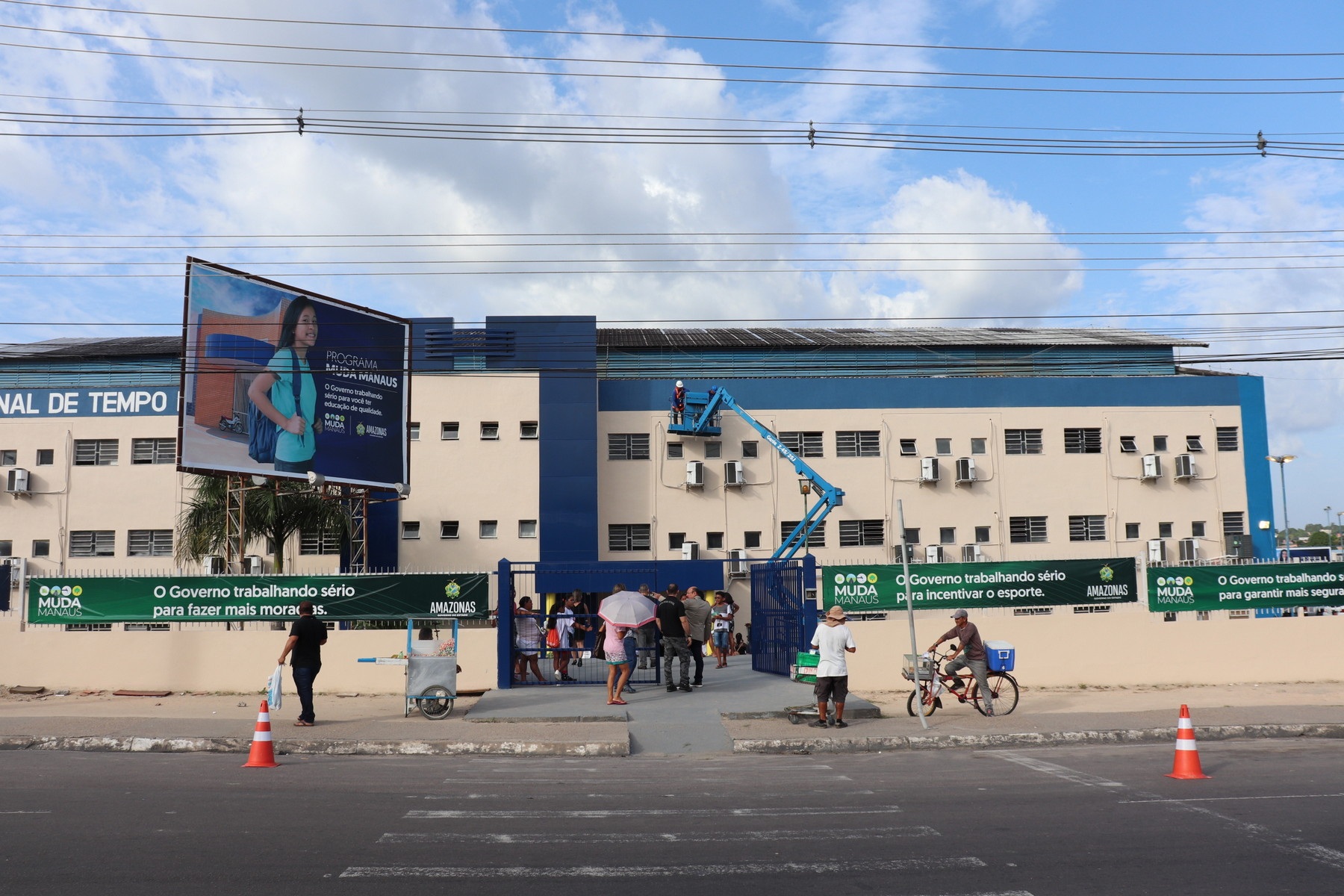 Detran faz mutirão de atendimentos sem hora marcada no Jorge Teixeira Detran faz mutirão de atendimentos sem hora marcada no Jorge Teixeira