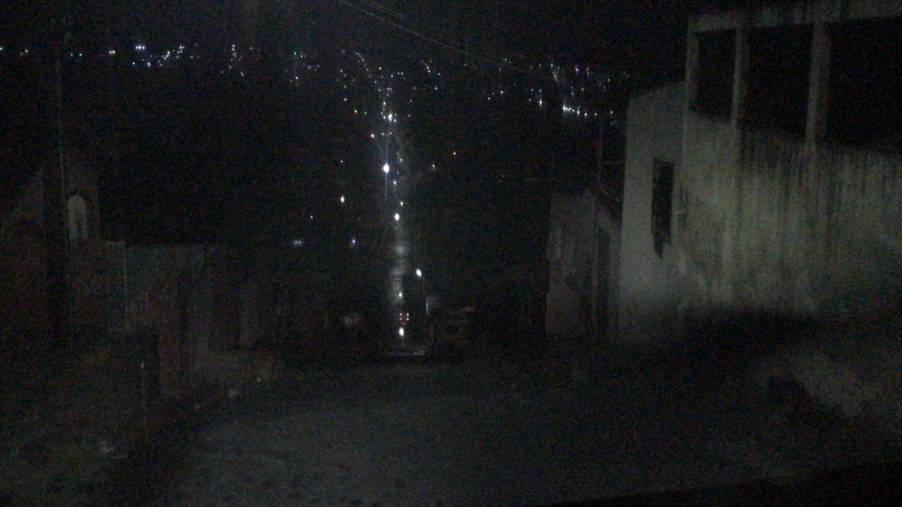 Corpo &eacute; encontrado em &aacute;rea de dif&iacute;cil acesso no Zumbi