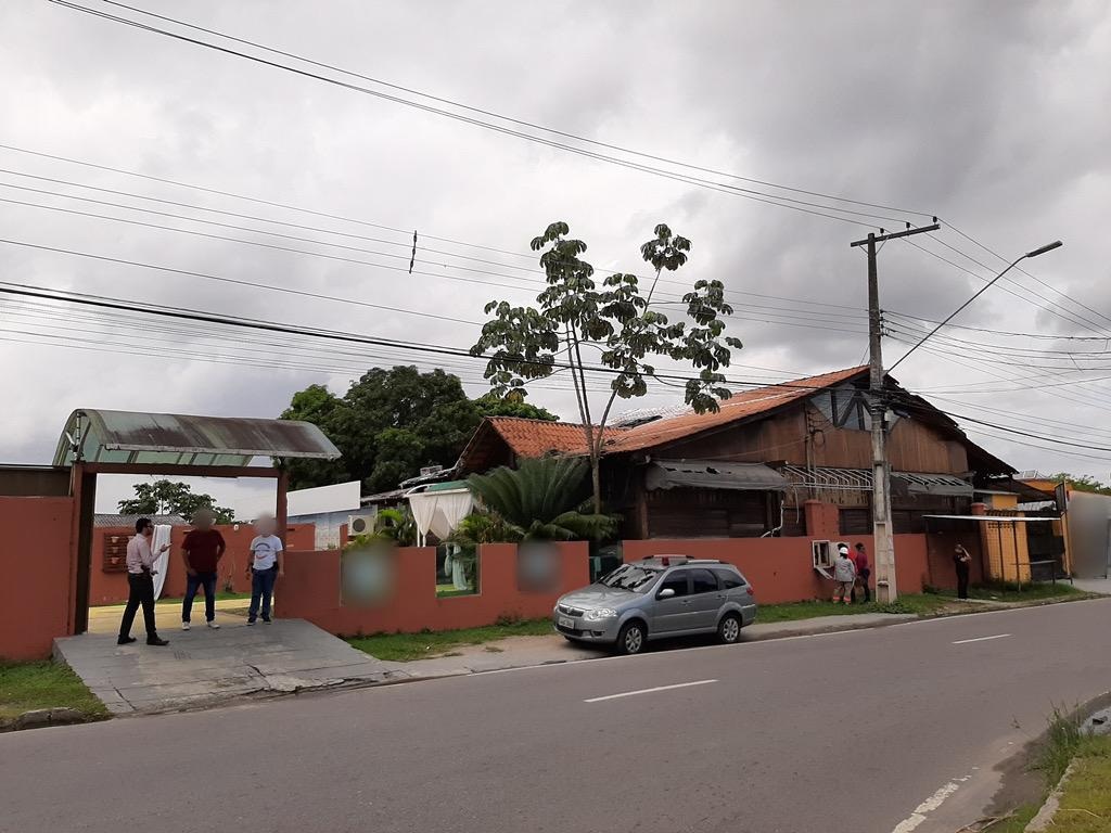 Planeta Festas é flagrado com 'gato' de luz no Parque das Laranjeiras Planeta Festas é flagrado com 'gato' de luz no Parque das Laranjeiras