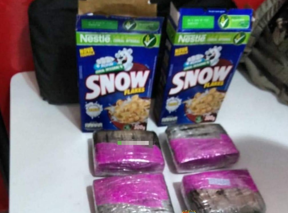 Droga escondida em caixa de cereal é apreendida em Novo Aripuanã Droga escondida em caixa de cereal é apreendida em Novo Aripuanã