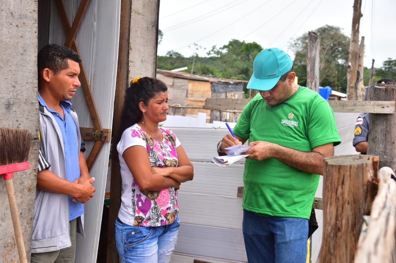 DESOCUPAÇÃO Em menos de 4h, 179 famílias do Monte Horebe fazem cadastro social DESOCUPAÇÃO Em menos de 4h, 179 famílias do Monte Horebe fazem cadastro social