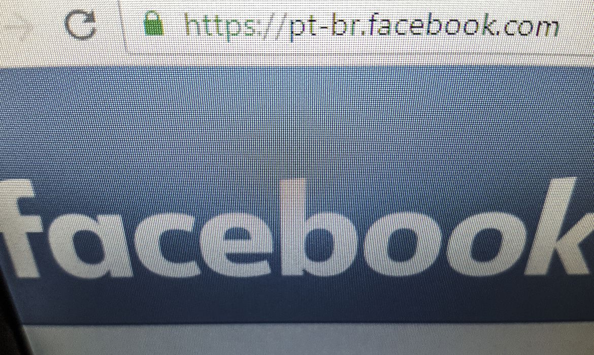 Facebook divulga anúncios da OMS no combate à desinformação Facebook divulga anúncios da OMS no combate à desinformação
