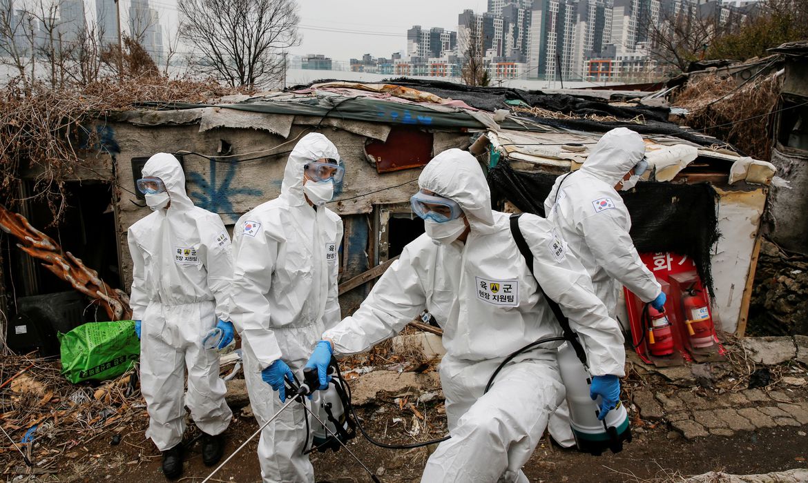 Número de mortes na China pelo novo coronavírus ultrapassa 3 mil Número de mortes na China pelo novo coronavírus ultrapassa 3 mil