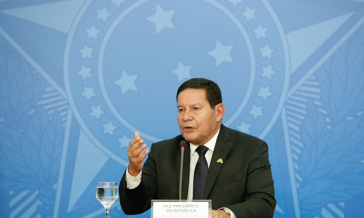 Mourão reunirá Conselho da Amazônia dia 25 para expor metas para a região Mourão reunirá Conselho da Amazônia dia 25 para expor metas para a região