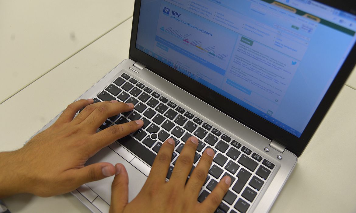 Receita libera consulta a lote residual de restitui&ccedil;&atilde;o do IR