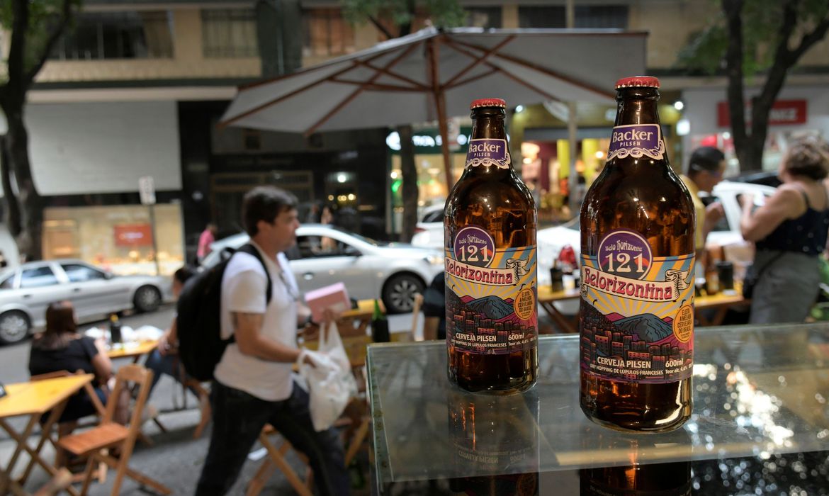 Morre mais uma pessoa internada após consumir cerveja contaminada Morre mais uma pessoa internada após consumir cerveja contaminada
