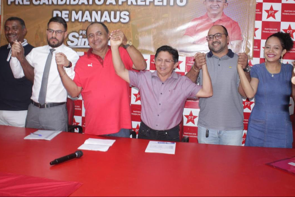Sinésio Campos, pré-candidato do PT a prefeito Sinésio Campos, pré-candidato do PT a prefeito