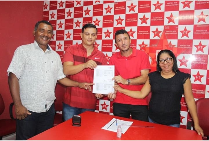 Entre petistas e pandemia, Sassá da Construção lança pré-candidatura a prefeito de Manaus Entre petistas e pandemia, Sassá da Construção lança pré-candidatura a prefeito de Manaus