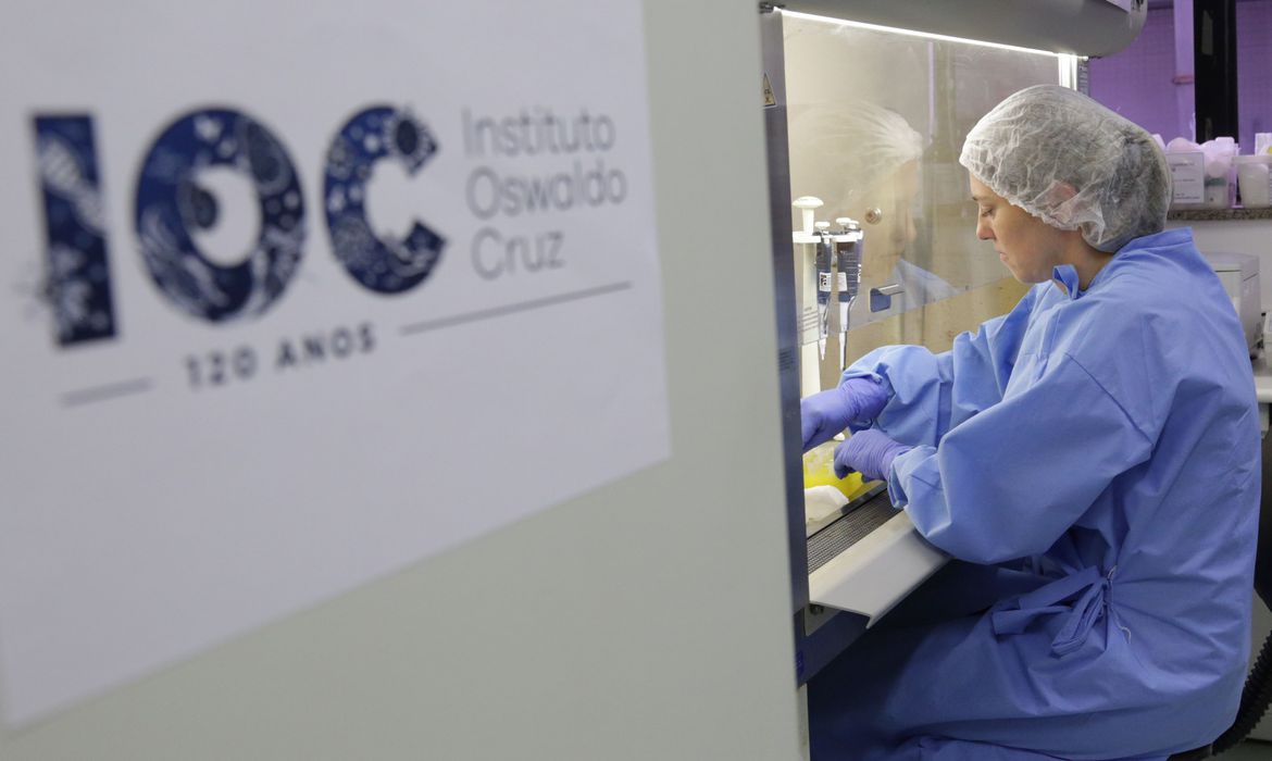 Anvisa aprova oito testes rápidos para Covid-19 Anvisa aprova oito testes rápidos para Covid-19