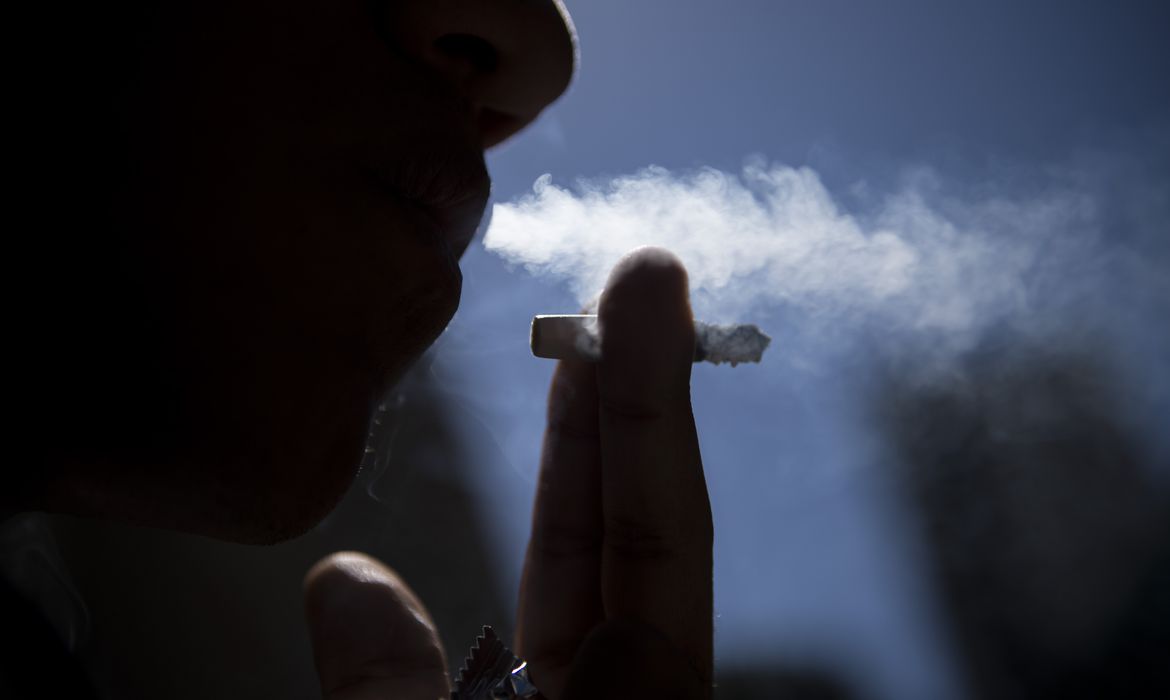 Médicos alertam sobre Covid-19 para pessoas com doenças respiratórias Médicos alertam sobre Covid-19 para pessoas com doenças respiratórias