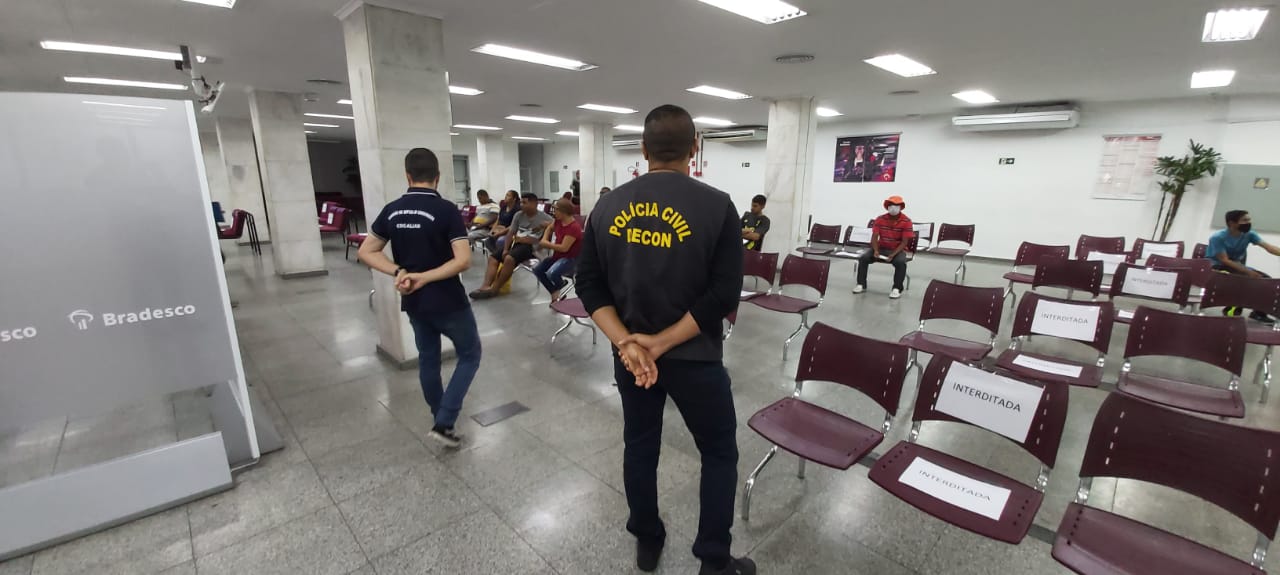 Polícia Civil deflagra operação ‘Fila Sem Aglomeração’ na zona Centro-Sul Polícia Civil deflagra operação ‘Fila Sem Aglomeração’ na zona Centro-Sul