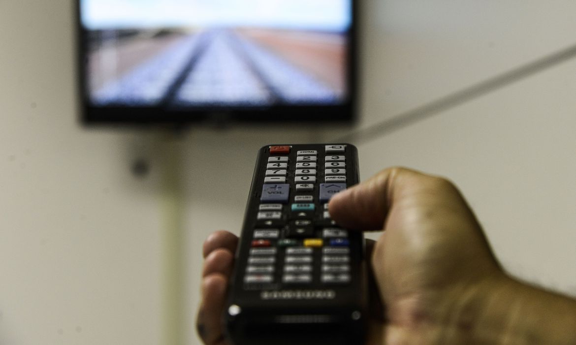 Governo libera multiprogramação na TV digital por 12 meses Governo libera multiprogramação na TV digital por 12 meses