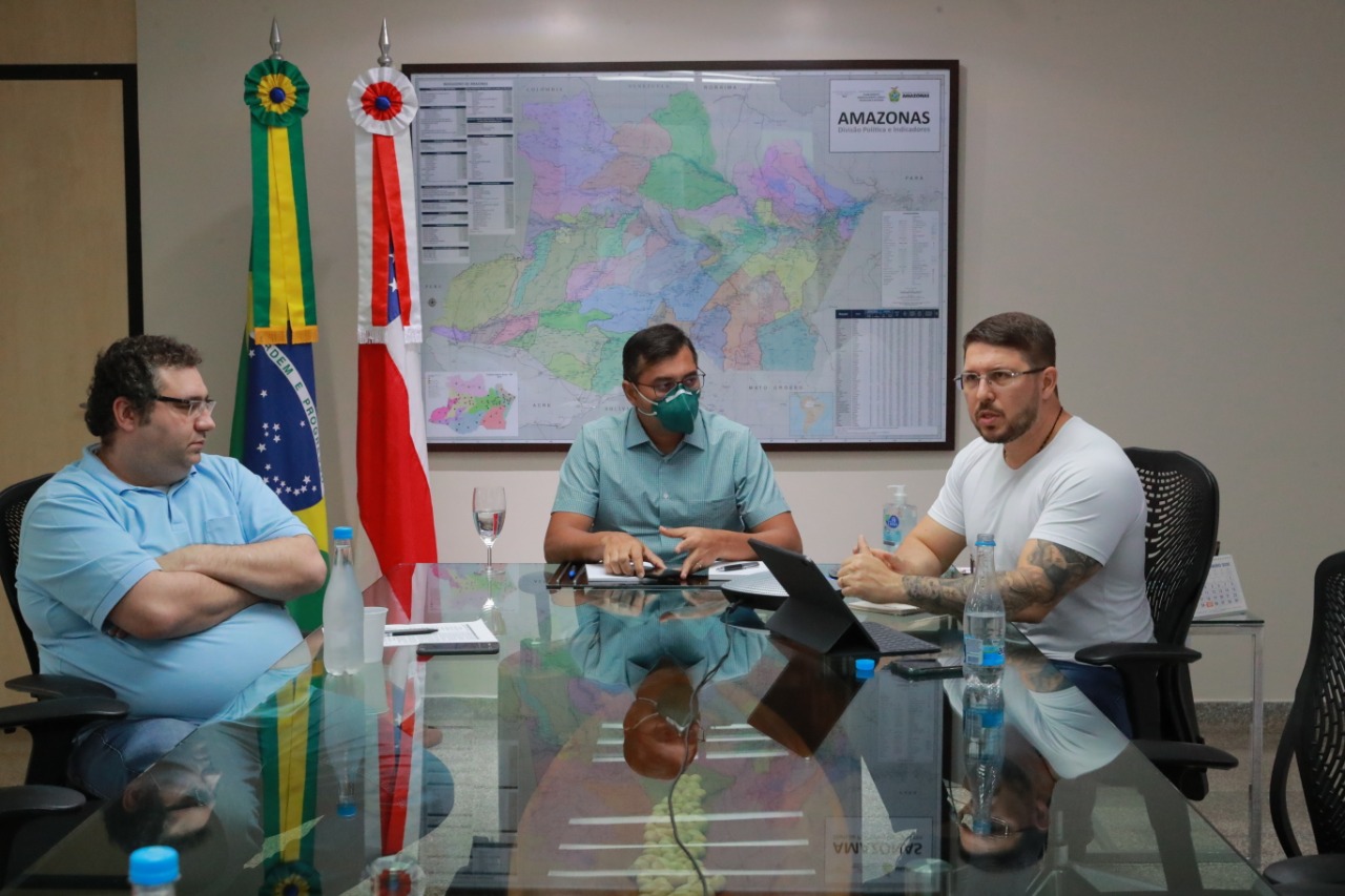 Governador determina redu&ccedil;&atilde;o de despesas no Estado e prioridade em investimentos na sa&uacute;de