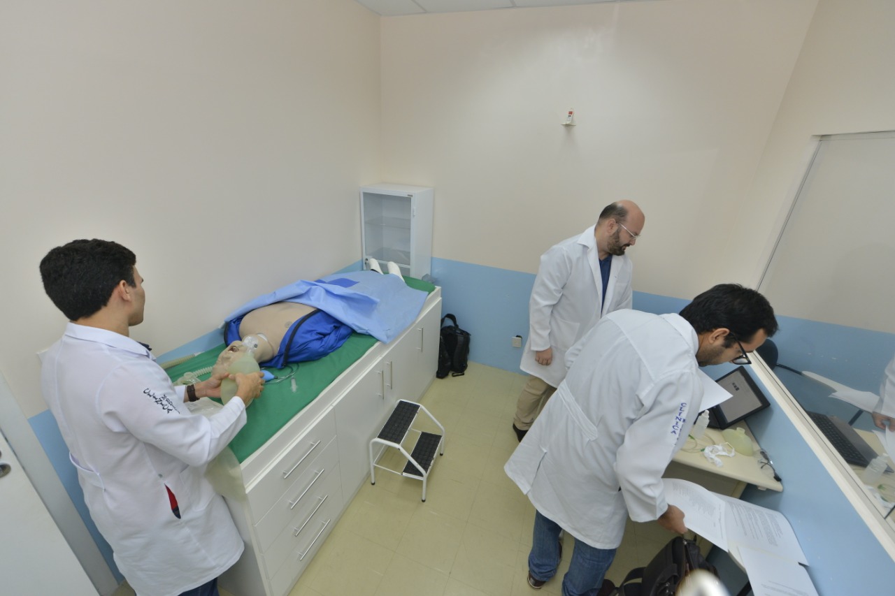 UEA antecipa formatura de m&eacute;dicos, enfermeiros e farmac&ecirc;uticos que poder&atilde;o atuar na pandemia