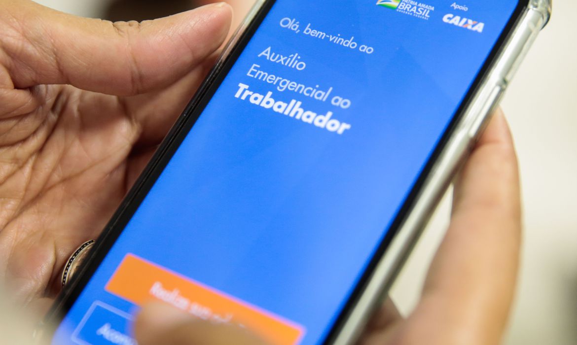 Caixa paga hoje auxílio emergencial a 3,6 milhões de beneficiários Caixa paga hoje auxílio emergencial a 3,6 milhões de beneficiários