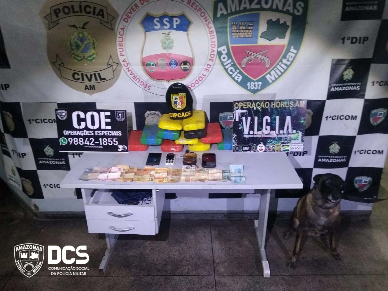 COE e CIPC&atilde;es encontram 11kg de droga em barco no porto de Educandos