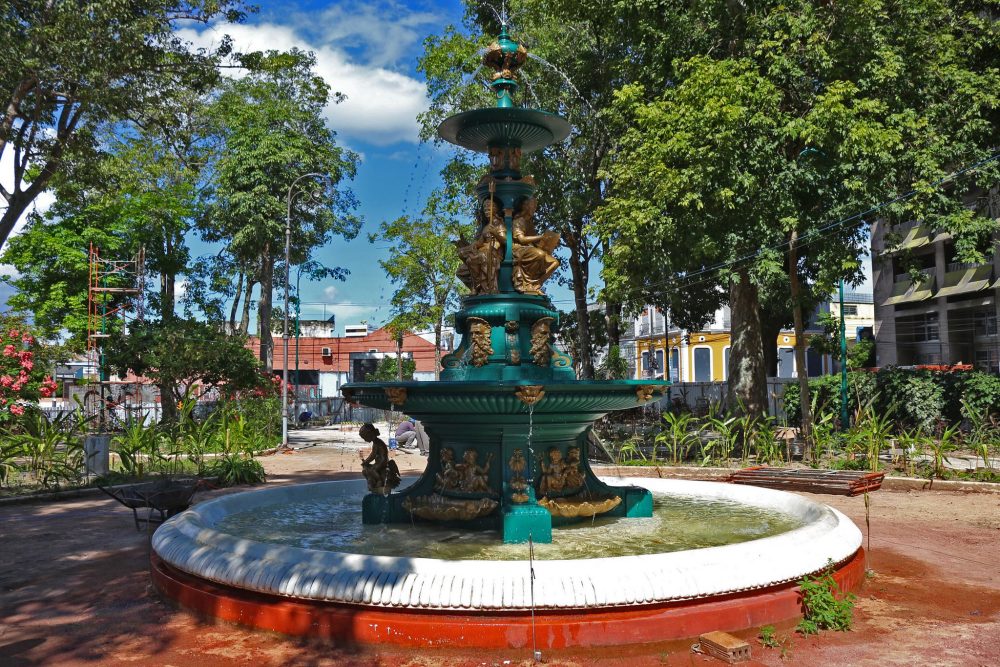 Com recursos garantidos, obra da pra&ccedil;a Dom Pedro II avan&ccedil;a e chega a 50%