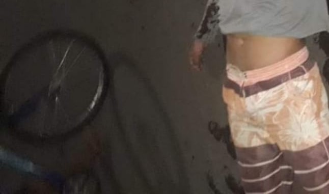 Homem é executado a tiros ao passar por bar em Parintins